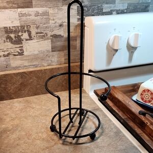 Black Metal Paper Towel Holder